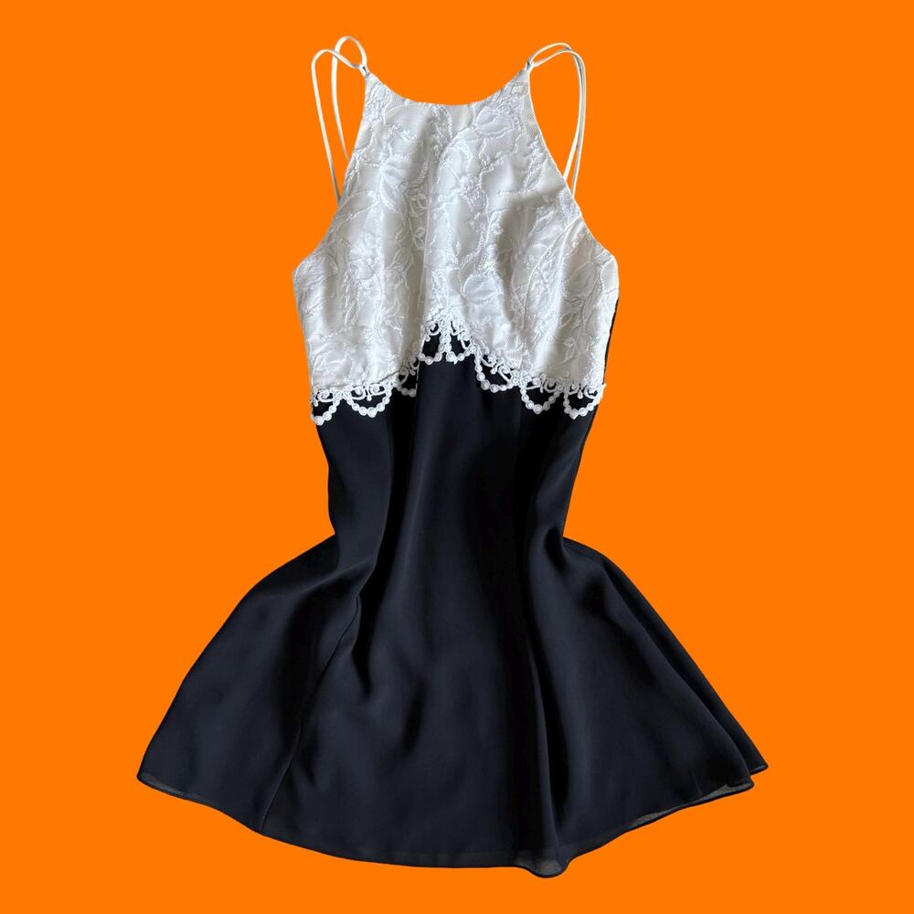 90's vintage black and white lace victorian mini dress Size 6P scott mcclintock